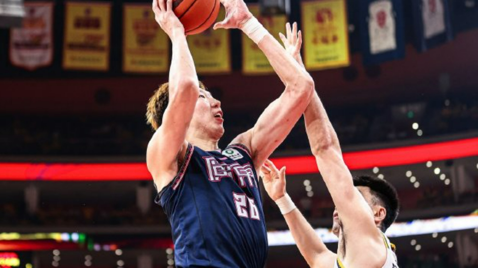 周琦打出nba级别统治表现无人能敌