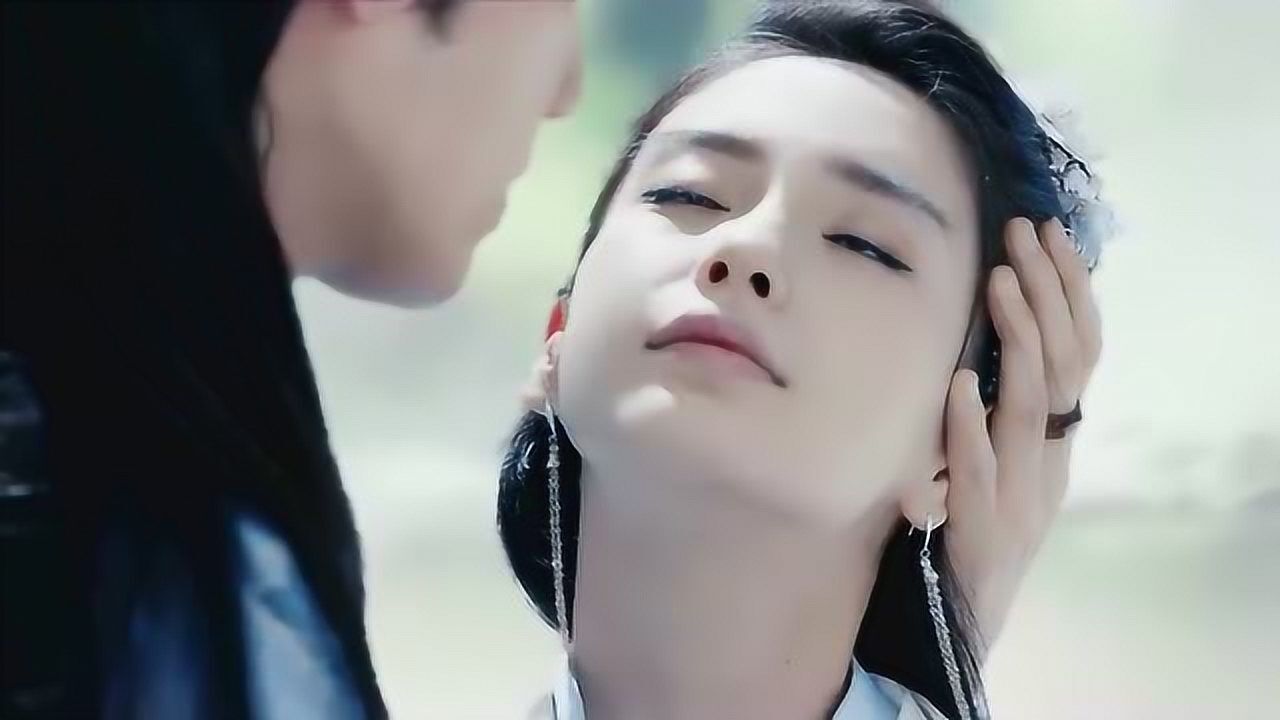 孤芳不自赏楚北捷轻功了得看到怀抱里昏迷的媳妇他担心不已