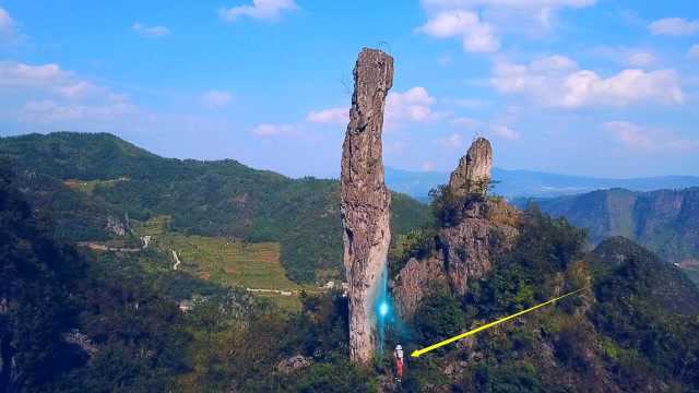 贵州大山发现一天然石剑,寒光四射直插地心,大自然的鬼斧神工