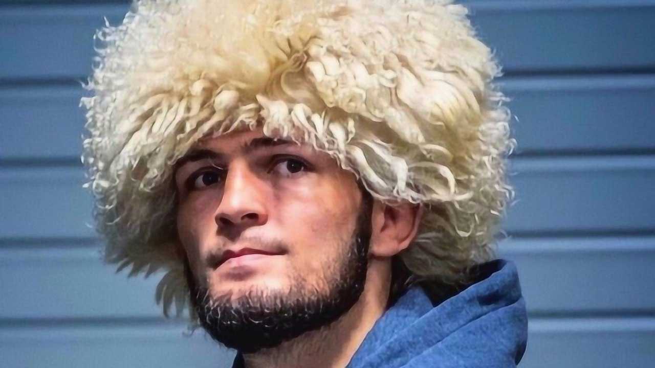 ufc不败王者小鹰哈比布教自己的孩子从小学习搏击技术