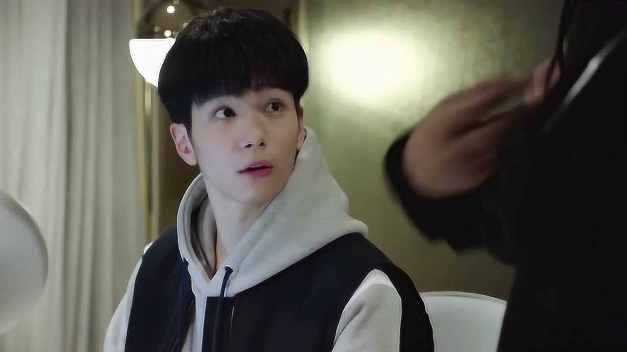 亲爱的热爱的韩商言都要过年了你就不要凶小戴风了