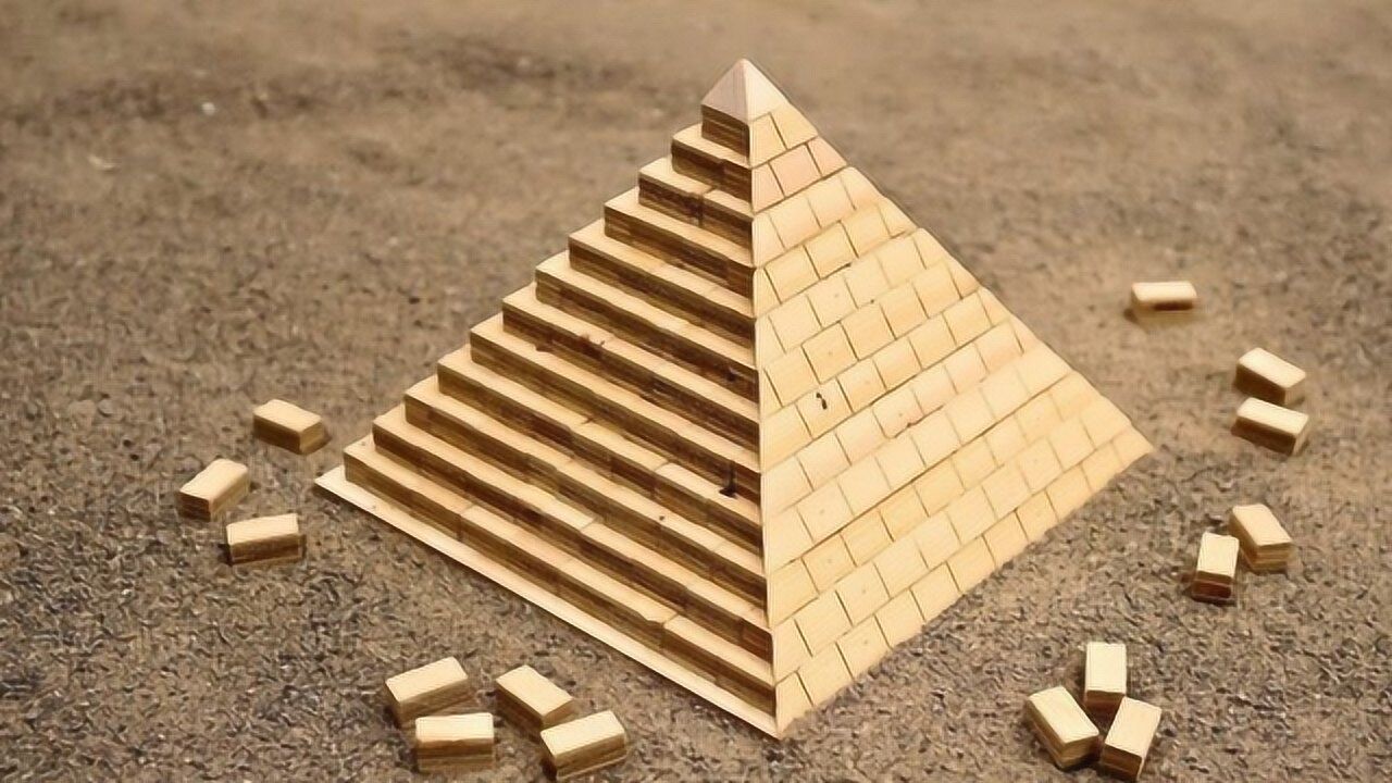 埃及金字塔到底是怎么建成的?牛人用积木演示全程,网友:涨知识了