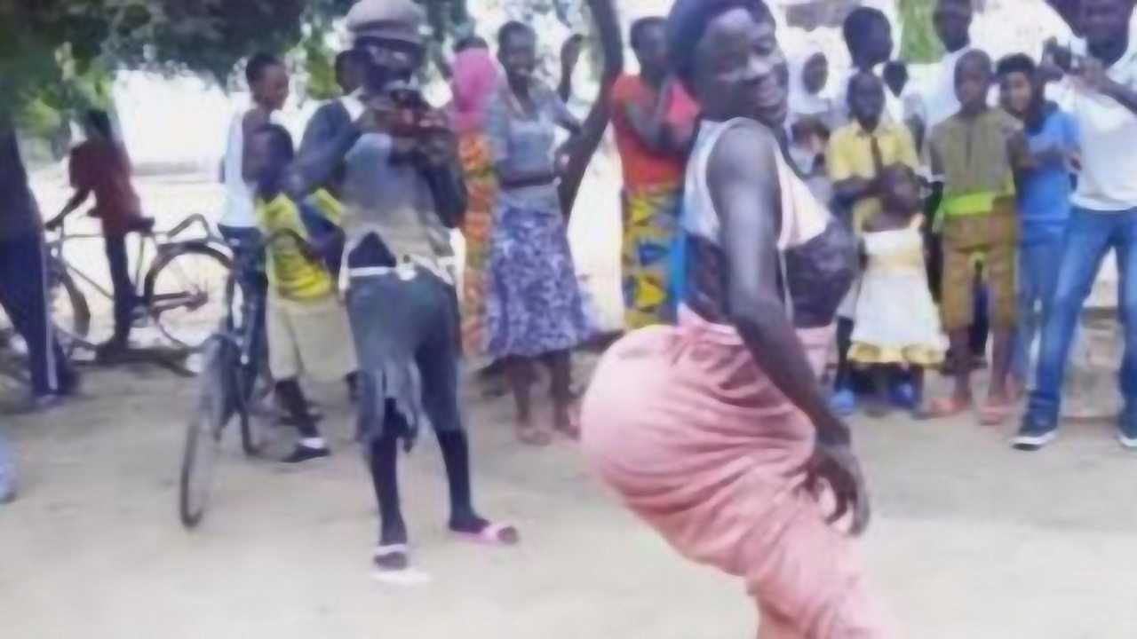 非洲"另类"原始部落,以臀大为美,女性无权拒绝任何男性!