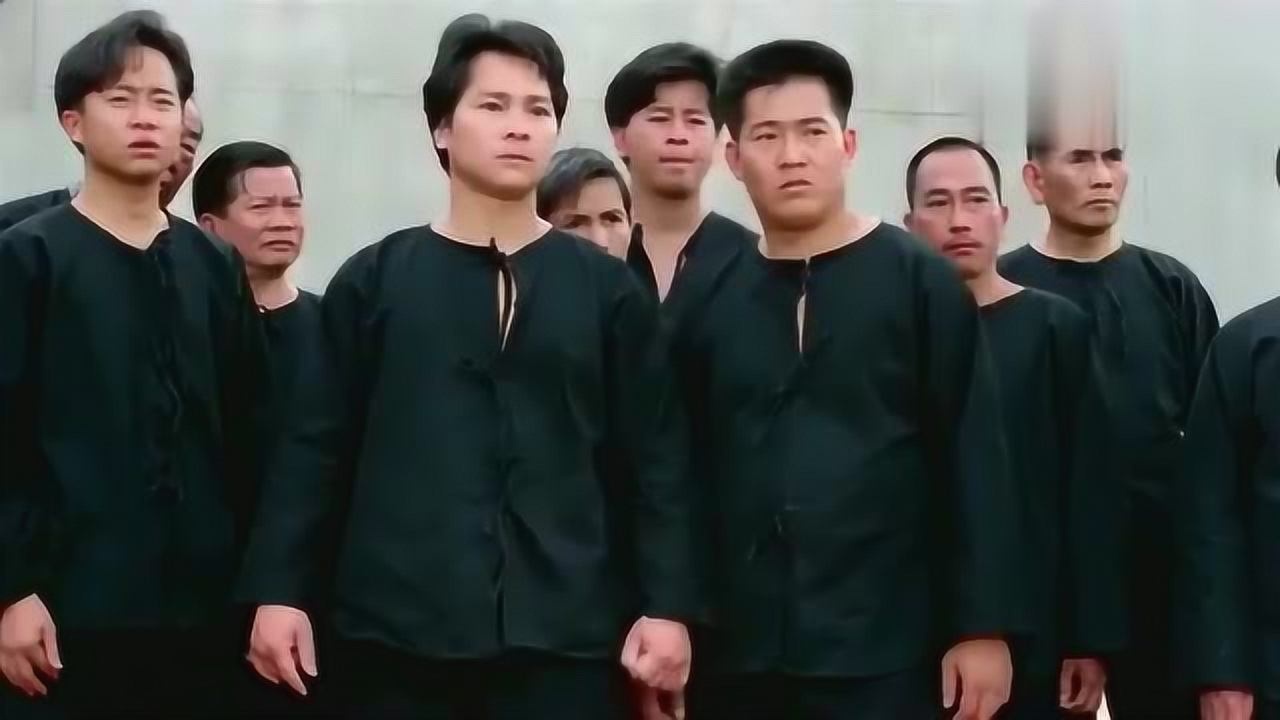 力王监狱所长强逼犯人每人一锨土把力王埋了很多人都不忍心