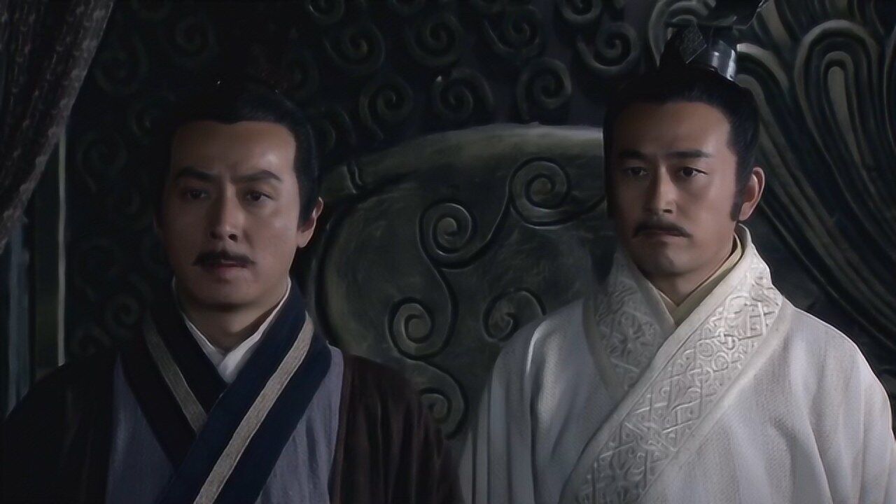 大秦帝国嬴虔光会动武百姓鸣冤派兵镇压太后气得大骂滚回去