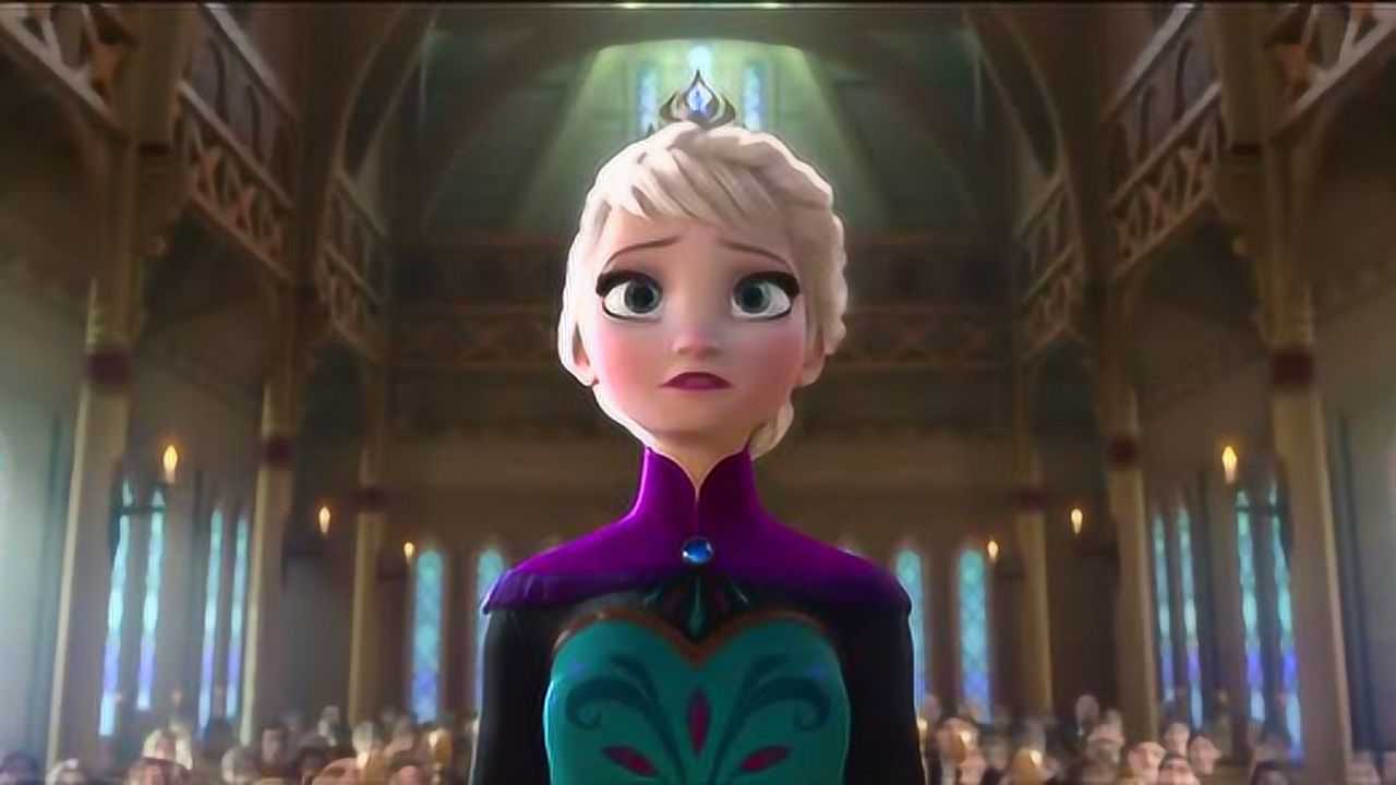 冰雪奇缘:艾莎拿下手套的时候,她好害怕,生怕魔法不受控制
