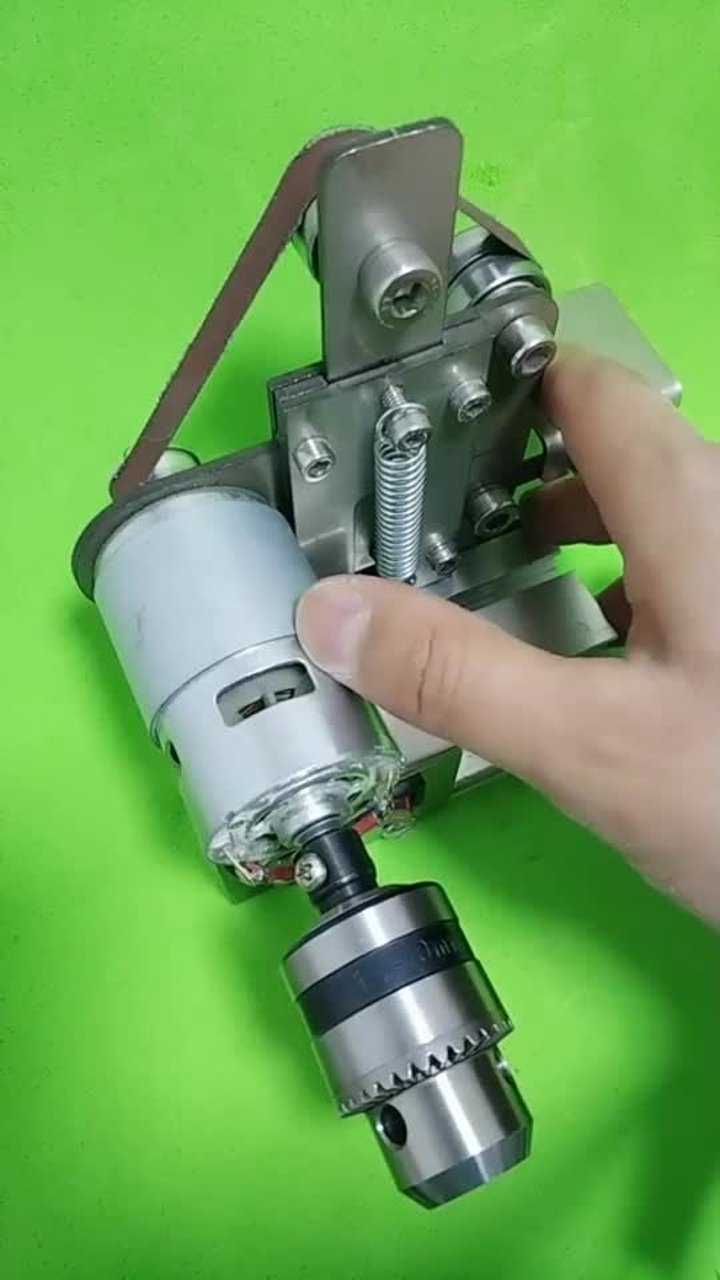 牛人自制的打磨机高手在民间啊