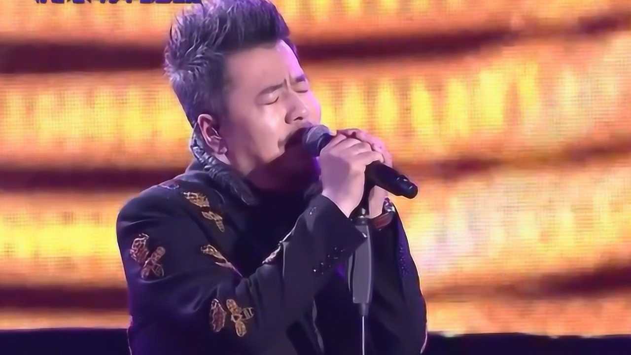 黄国伦亲自演唱写给王菲的《我愿意》,没想到这么好听,开口惊艳全场