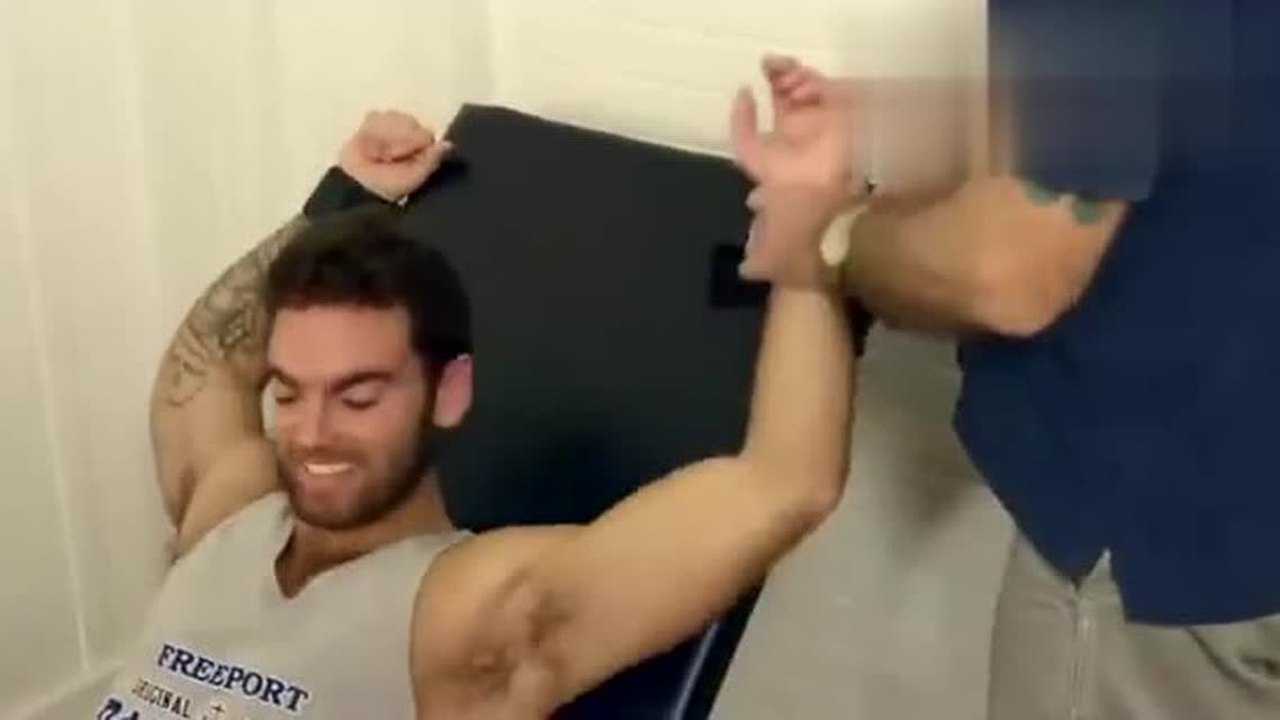 "挠痒痒"让你生不如死嘞