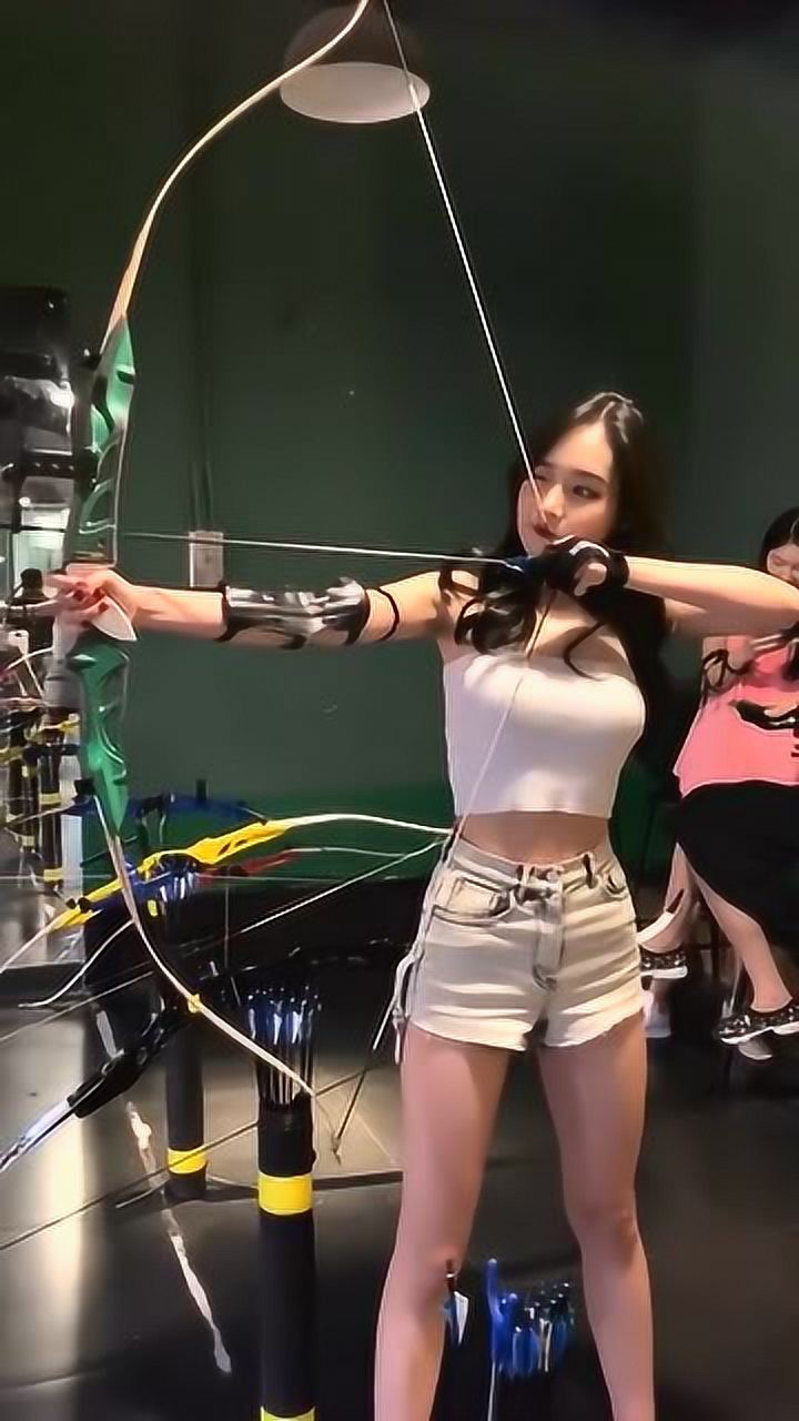 喜欢玩射箭的妹子,不是一般人能驾驭的!