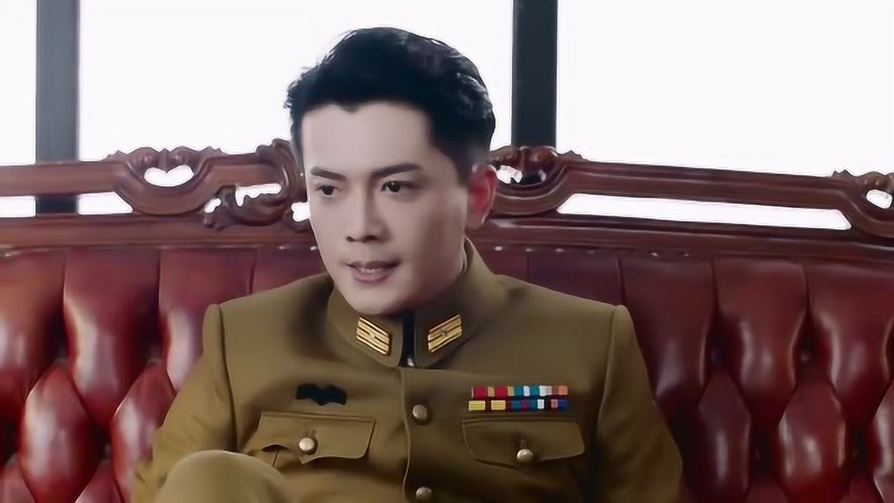 秋蝉宫本气的只能撕报纸了吧这个表情真是看着就想笑呢