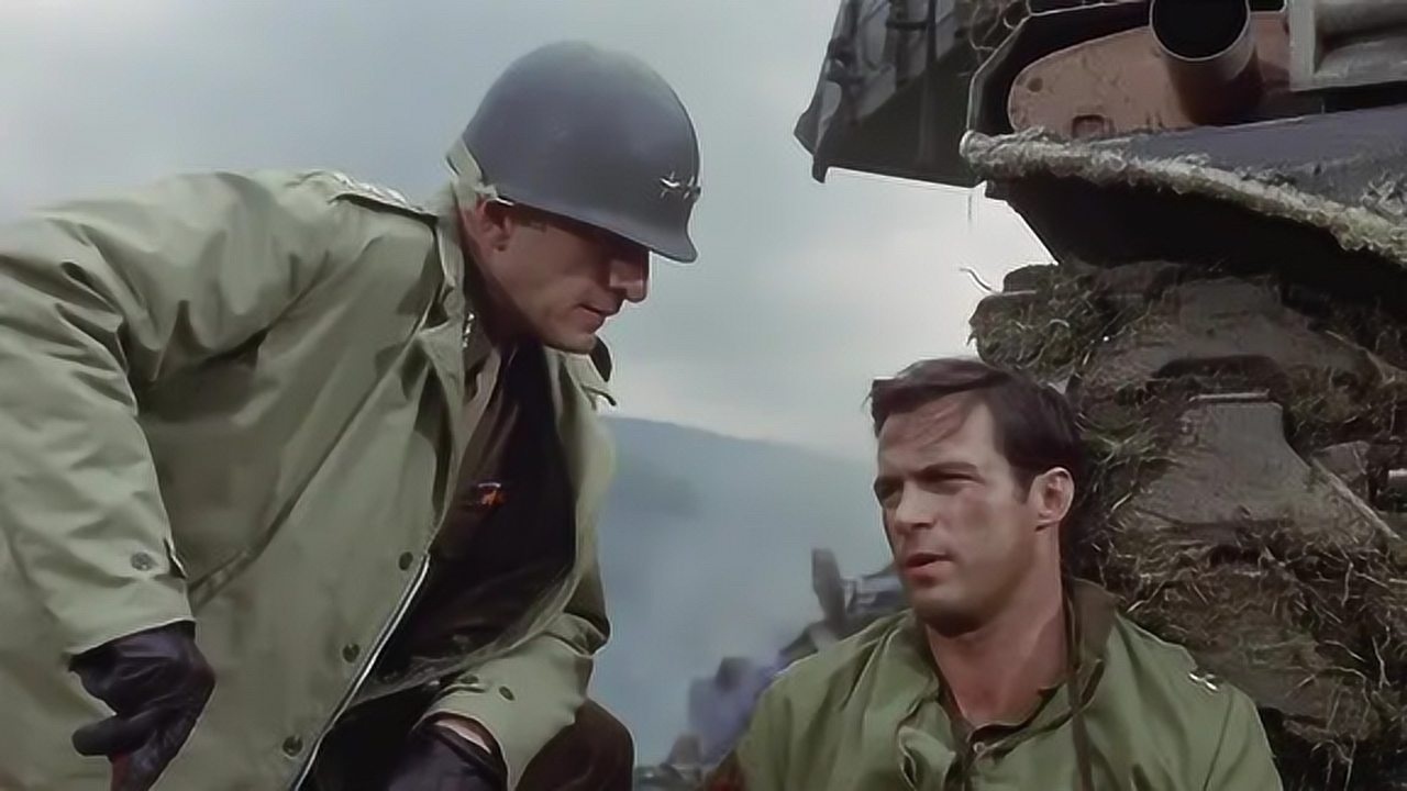 影视经典二战电影盟军夜袭德军纵队白天发现横尸一片