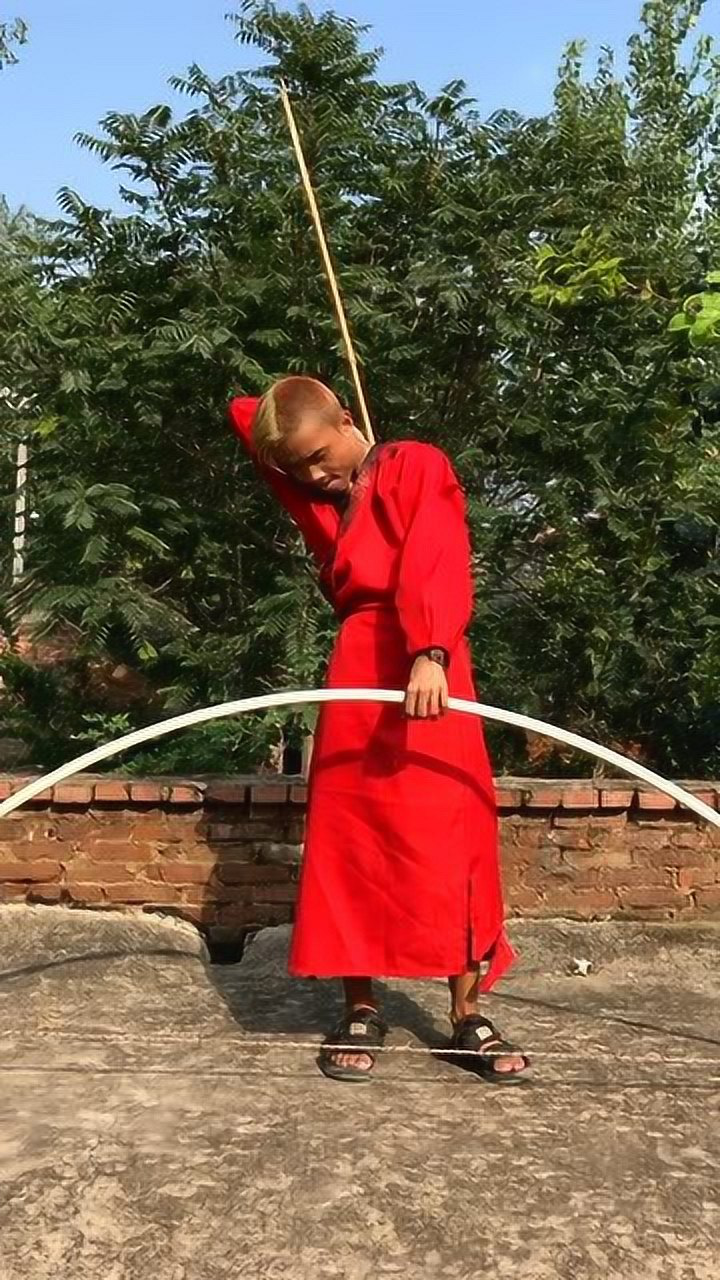 后羿射日!弯弓射大雕,这个天也太热了