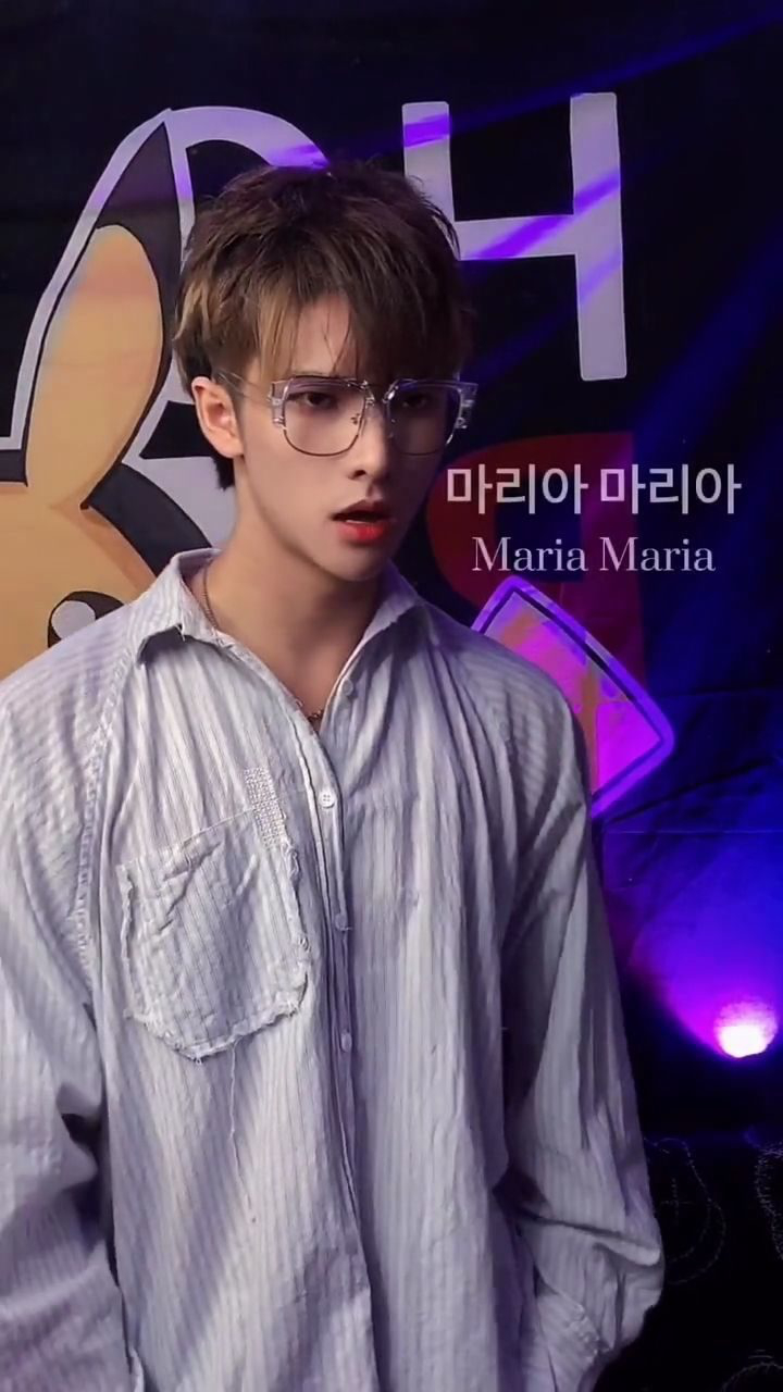 今天是刘潇雄小哥哥的专场了这个小哥哥你们爱么