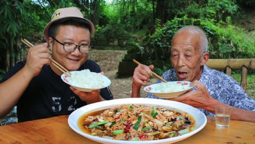 [图]四川传统菜“宫爆腰花”这样做才爽，爆炒20秒起锅，腰花嫩滑不腥