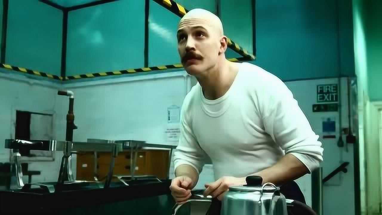 布朗森汤姆哈迪成监狱常客拿监狱当旅馆爱好犯罪