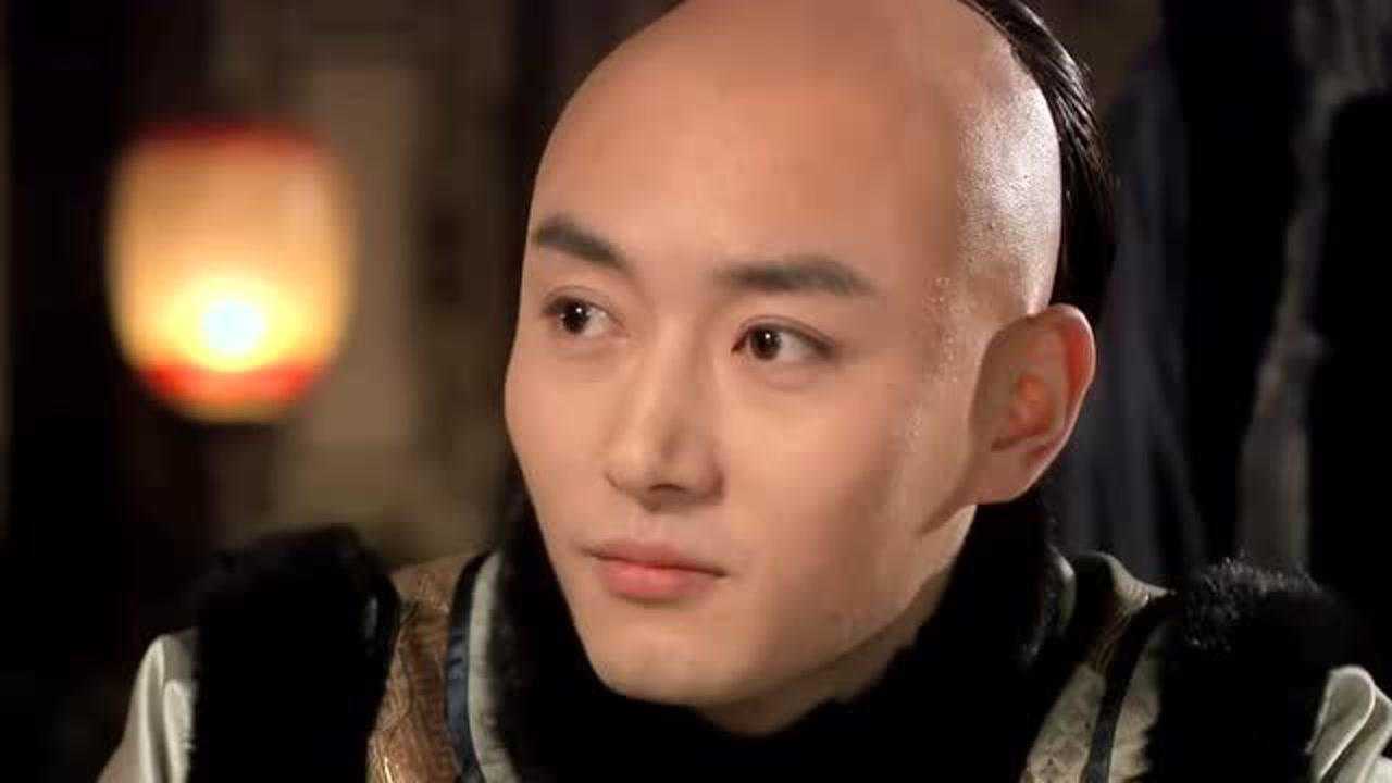 甄嬛传小说里的清河王是个纹着花臂有着魁伟身姿的王爷哦