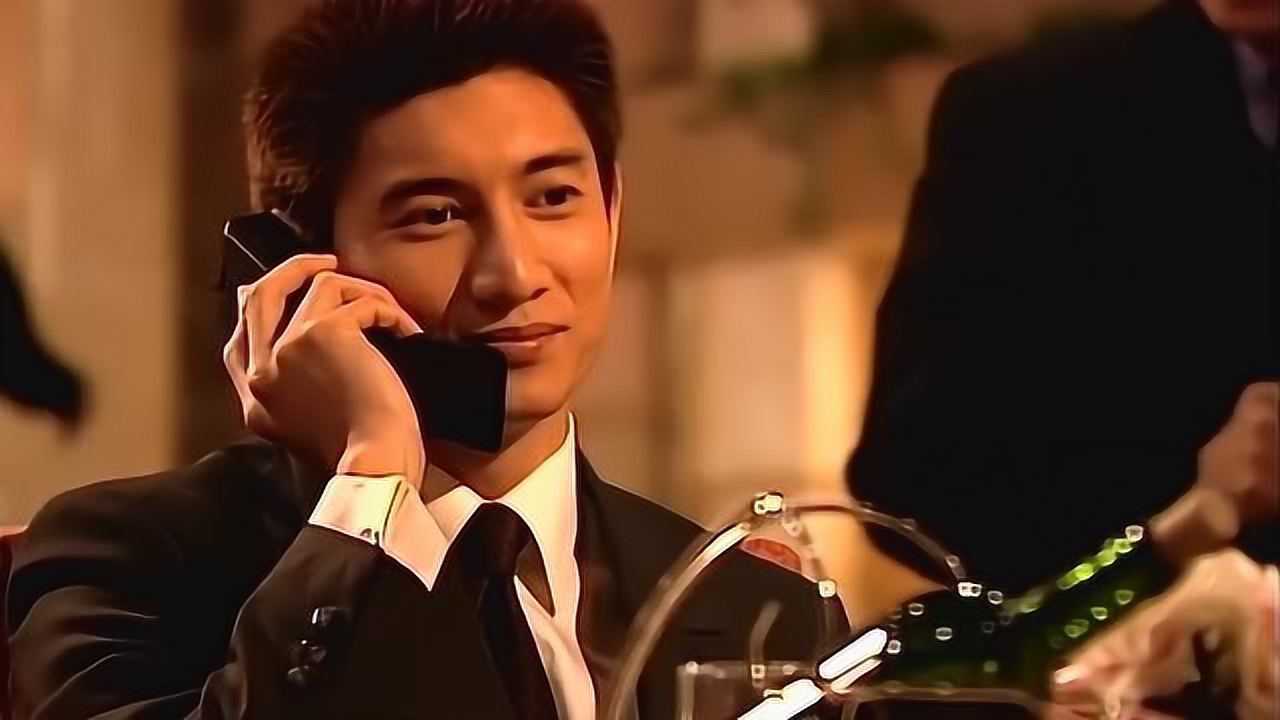 创世纪:荣亨对tina过度关心,tina约会不忘接电话,二人互有好感