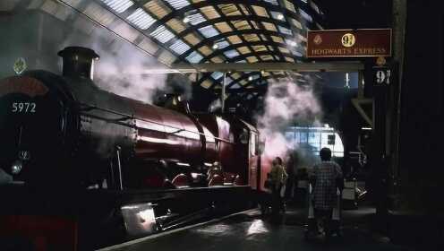 《哈利·波特与魔法石》曝光“魔法车站”片段，魔法之旅从9¾站台开始！