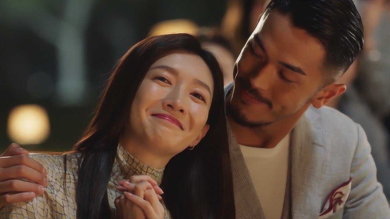 三十而已王漫妮对梁正贤的感情到底是不是爱