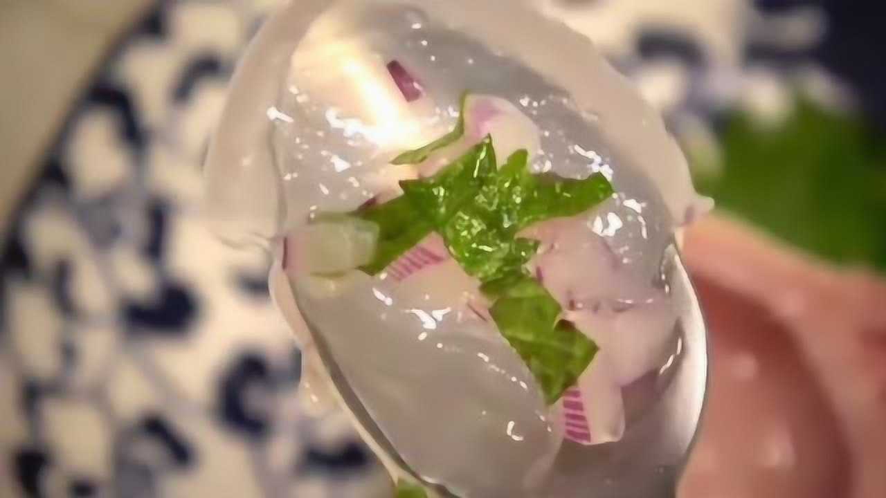 蓝旗金枪鱼骨髓,一条鱼十几万就出一点点,可以说是人间美味了!