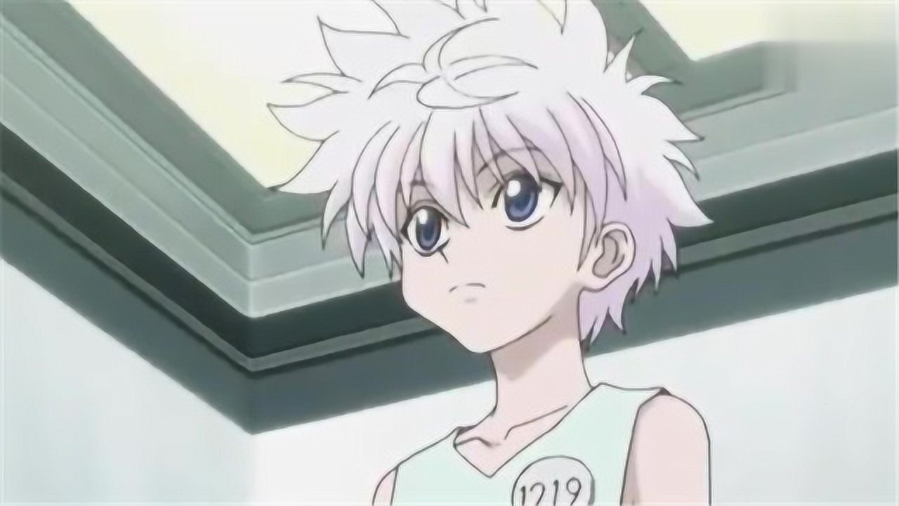 全职猎人奇犽第二次去考猎人执照了一开始能轻松撂倒对手没人打得过他