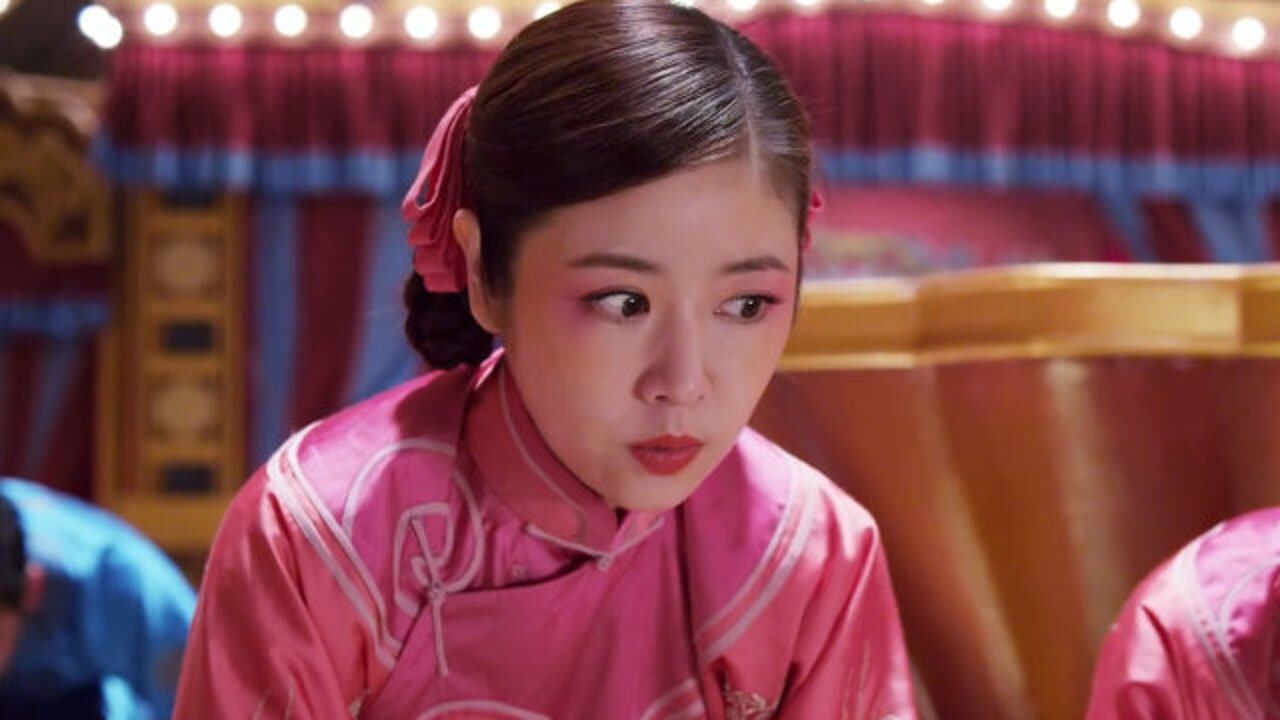 魔宫魅影:林心如戏里表演杂技空中飞舞,真是太美了,台下观众看直了!