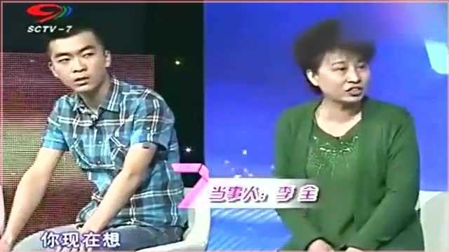 公公跟儿媳暧昧不清,儿子上台怒揭丑闻,婆婆崩溃痛骂:无耻