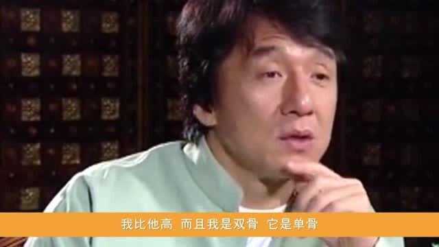 成龙和李小龙谁的功夫更强?成龙当年一句话饱含深意,差距很明显