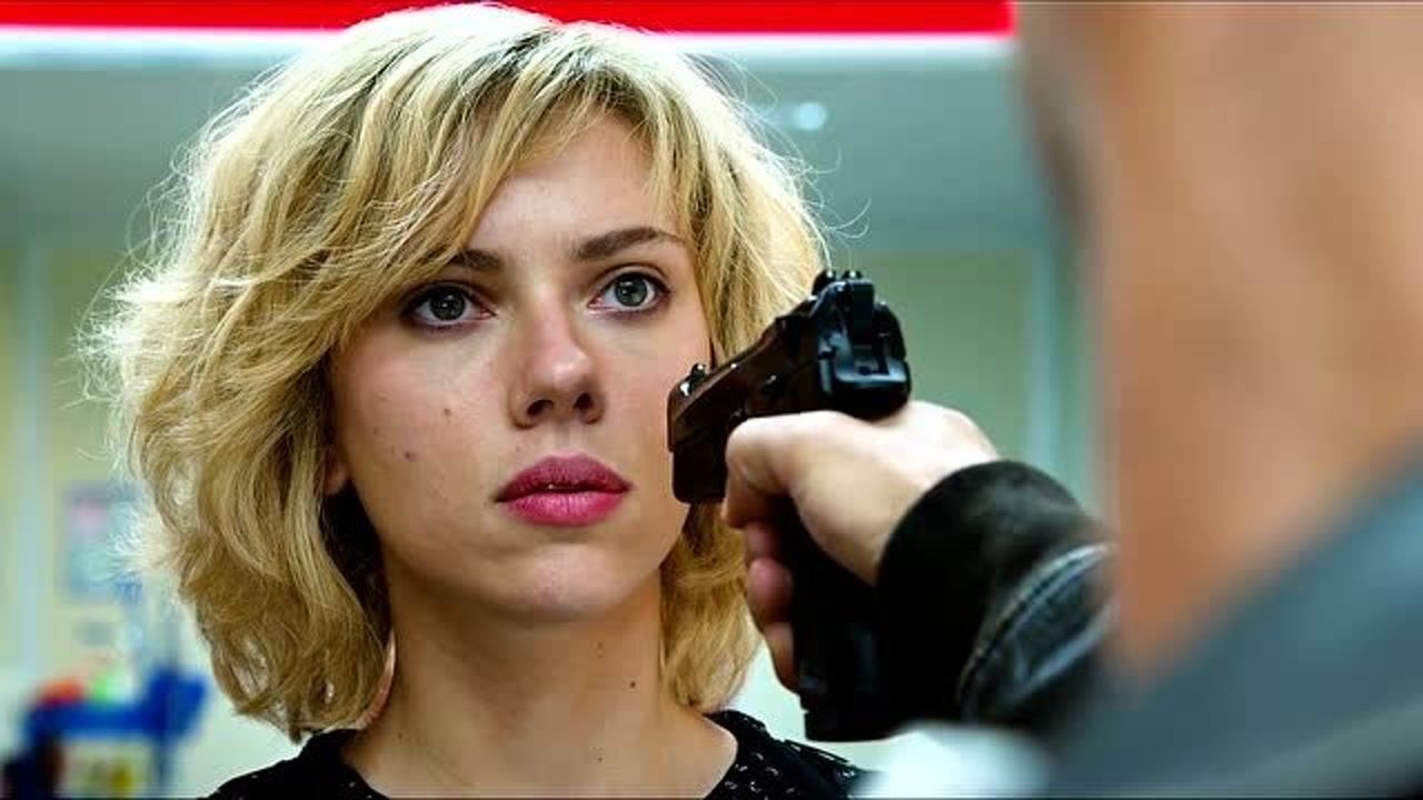 电影精彩片段,有这样的超能力,女主像开了挂一样!