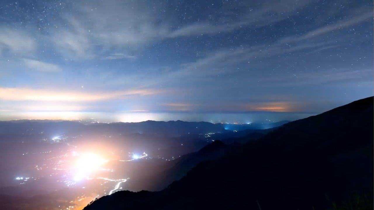 日落跌进星河里留给山川湖海的着迷长夜繁星的欢喜
