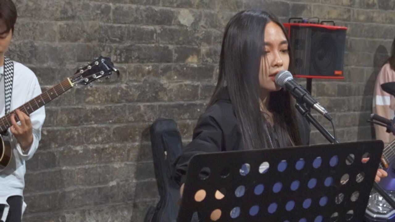 西安网红韩小九成名曲《探清水河》不会吧,不会还有人没听过吧