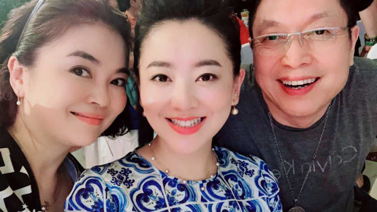 月亮姐姐儿子照片曝光从不当着孩子的面和老公吵架月亮姐姐谈家庭