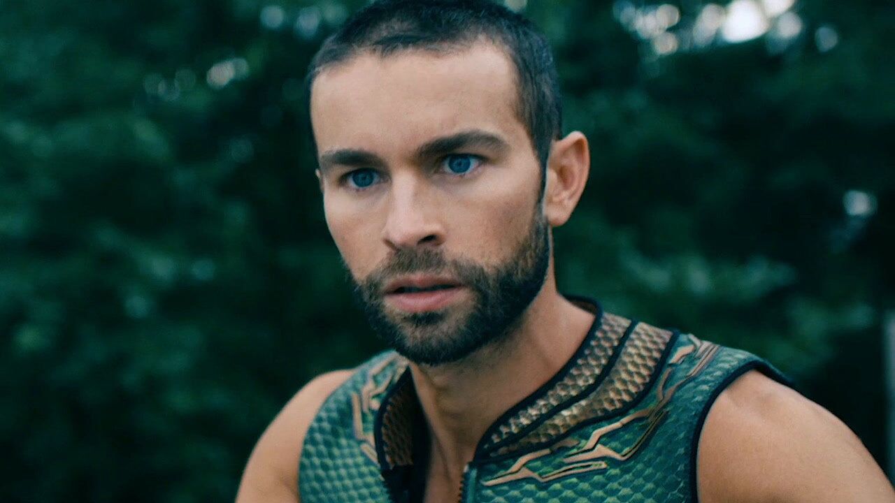 黑袍纠察队2:堂堂深海霸主,最帅的出场,挨最毒的打