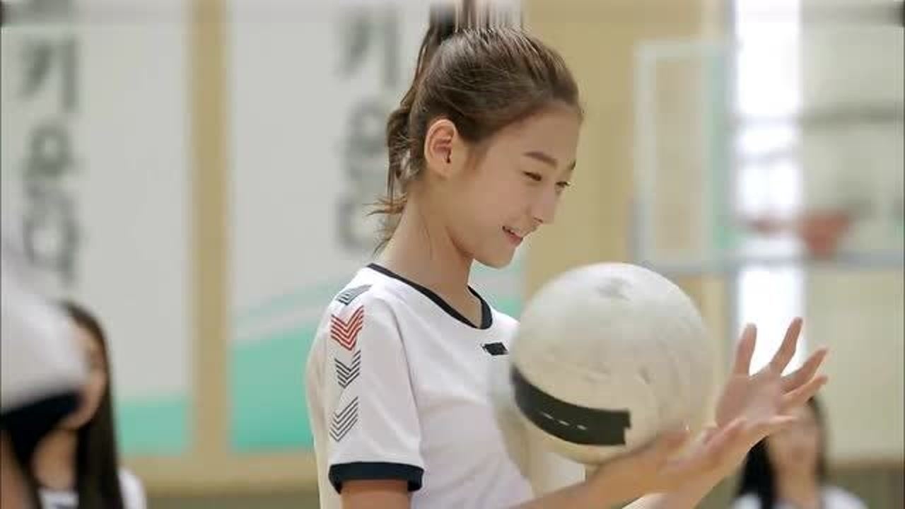 爱在高中:李瑟菲也是你们可以欺负的吗?