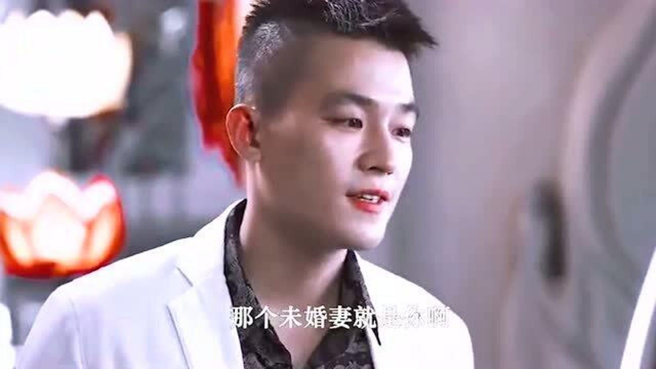 黑白禁區男主臥底毒窩十年最後一天卻得知自己未婚妻是集團老大的女兒