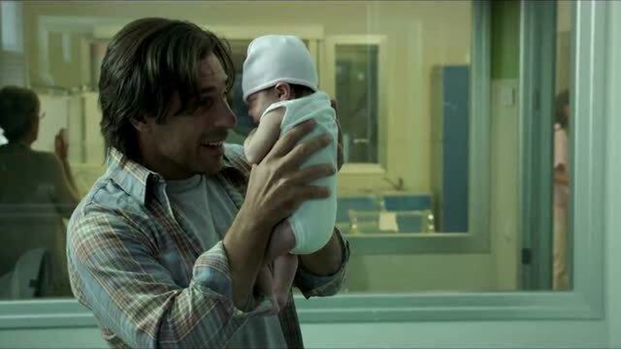 十八个礼物1:她的生日,就是母亲的忌日,亡母给她准备了18个礼物_电影