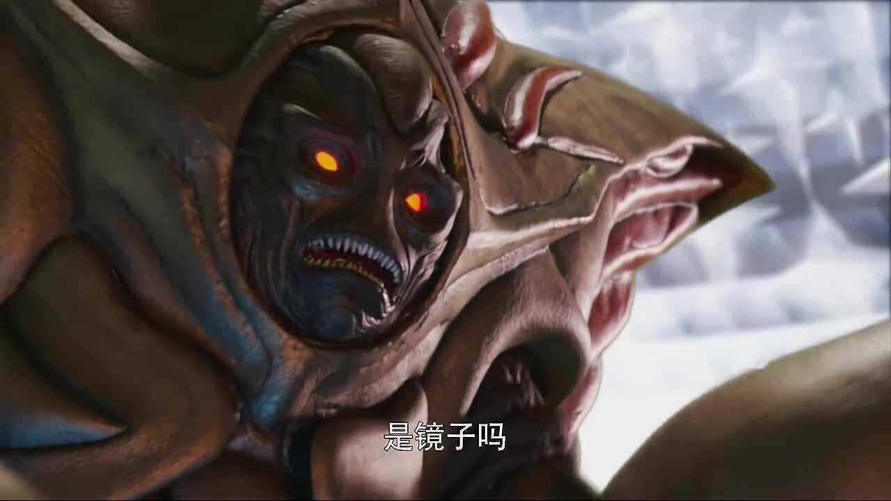 奥特曼镜子骑士攻打怪兽怪兽觉得像挠痒痒一样