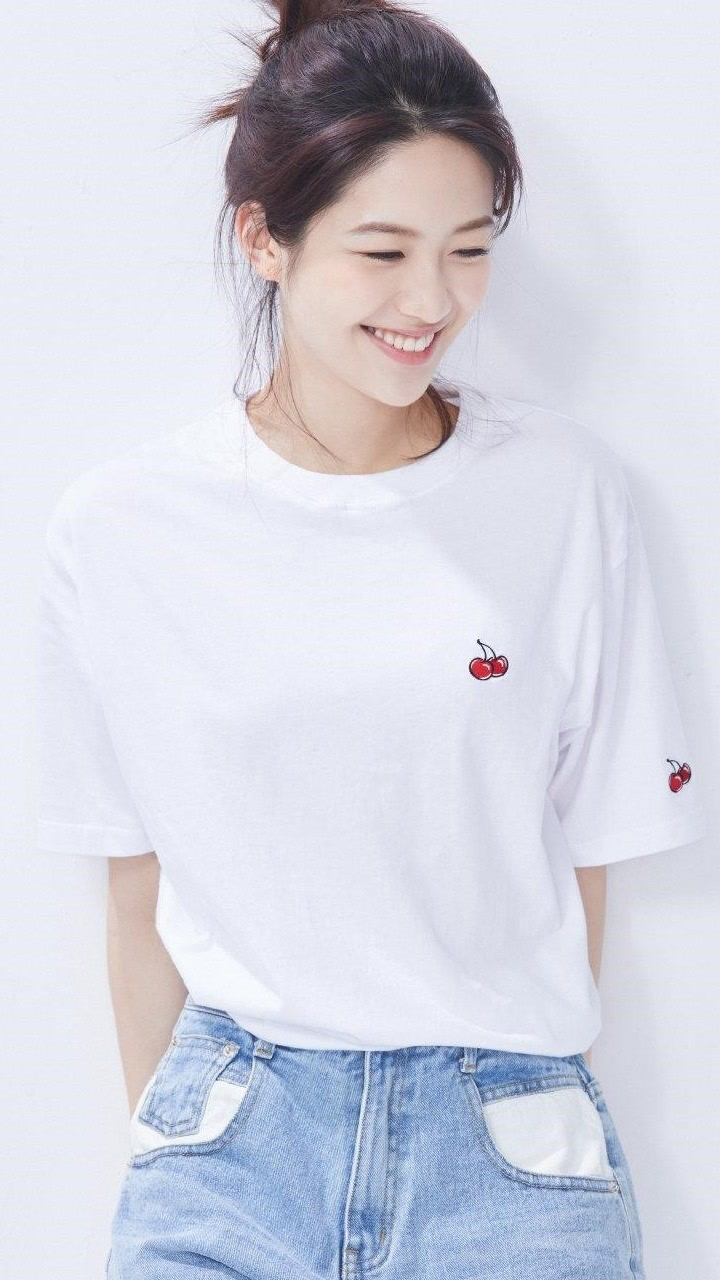 向涵之想偷拍王安宇丑照王安宇搞怪配合好甜