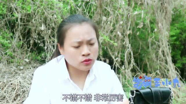 美女摆摊添一笔游戏,日字加一笔,结果高智商学生一口气写出11个