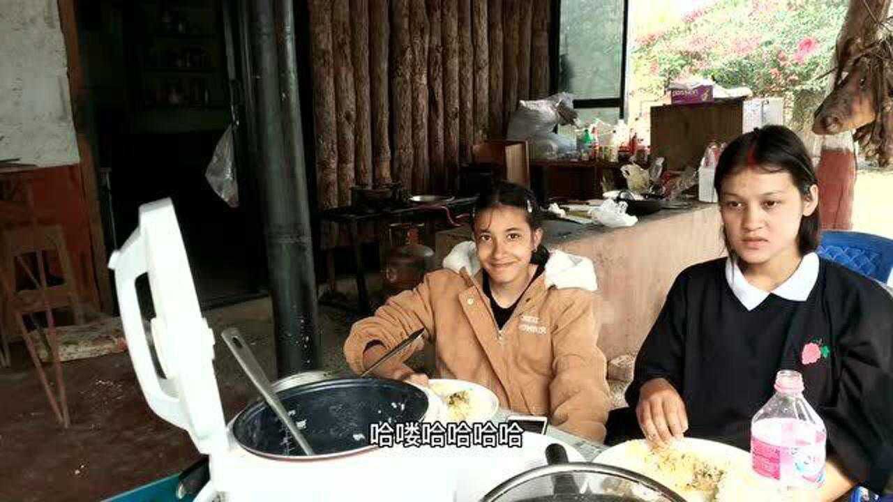 来小刀合金高哥家做客尼泊尔媳妇团首次聚餐