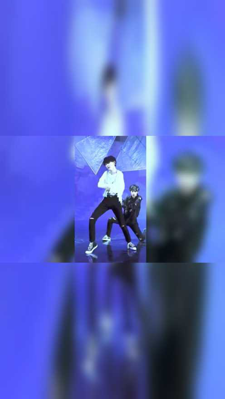 时代少年团集体撩腹肌你被谁的撩到了