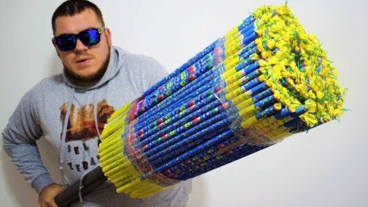 什么网红加特林让你见识一下真正的烟花加特林效果很刺激