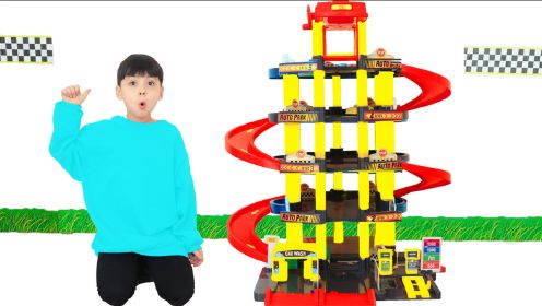 【趣味玩具】超炫酷五层旋转轨道停车塔玩具！