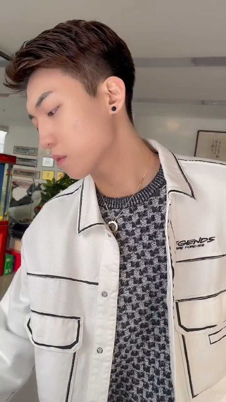 信任就像一张纸皱了,即使抚平也很难恢复高泽雨恋爱 #求一个神评加特