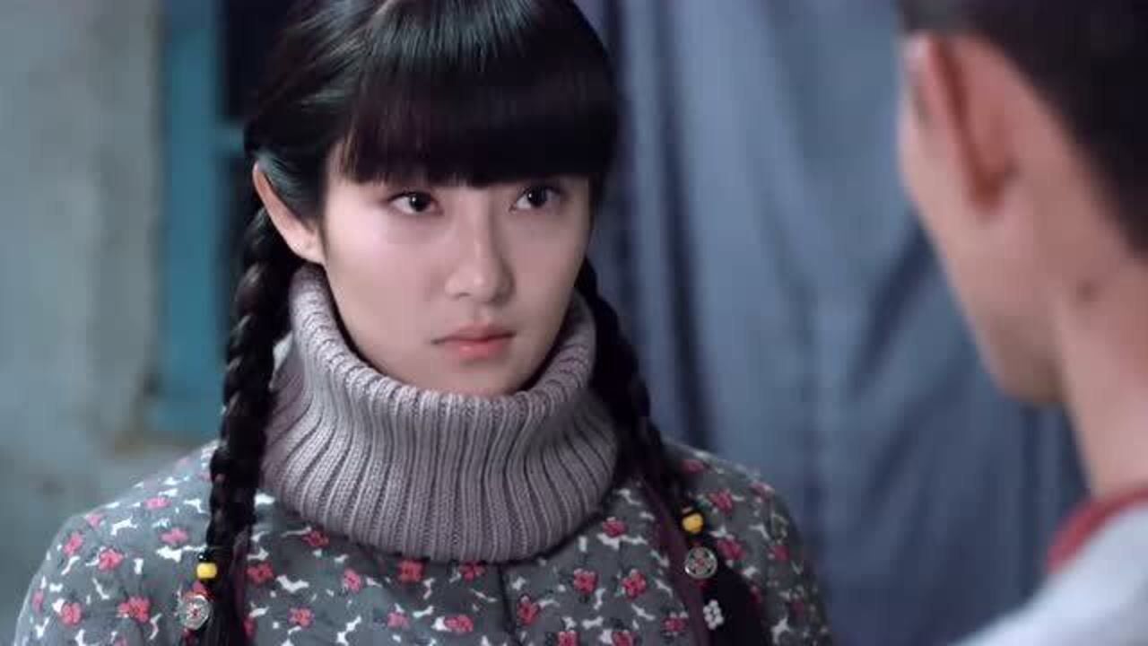 青谷子乌日娜突然抱自己还要等自己回来大楼懵了