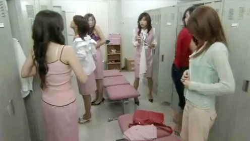 日本男女互换身体，进了更衣室就尴尬了！