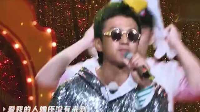 奔跑吧兄弟:邓超太优秀谁也挡不住,毕竟我是:实力唱将、歌神、歌王、南昌第一、复古舞王