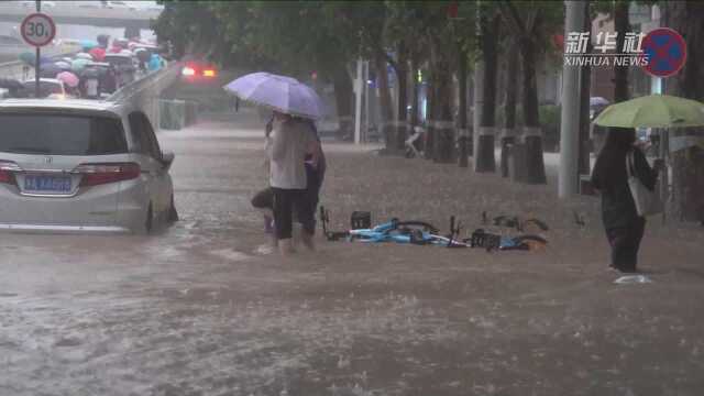 郑州遭遇历史极值暴雨 市区及周边县区受灾严重