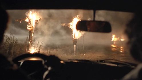 吸血鬼德古拉3-08，乌菲和卢克看到路边燃烧的稻草人，知道吸血鬼刚刚来过
